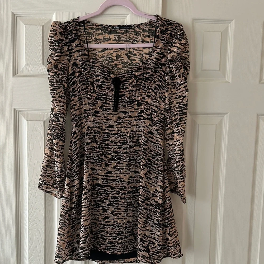 Elegant Black and Tan Women's Dress
